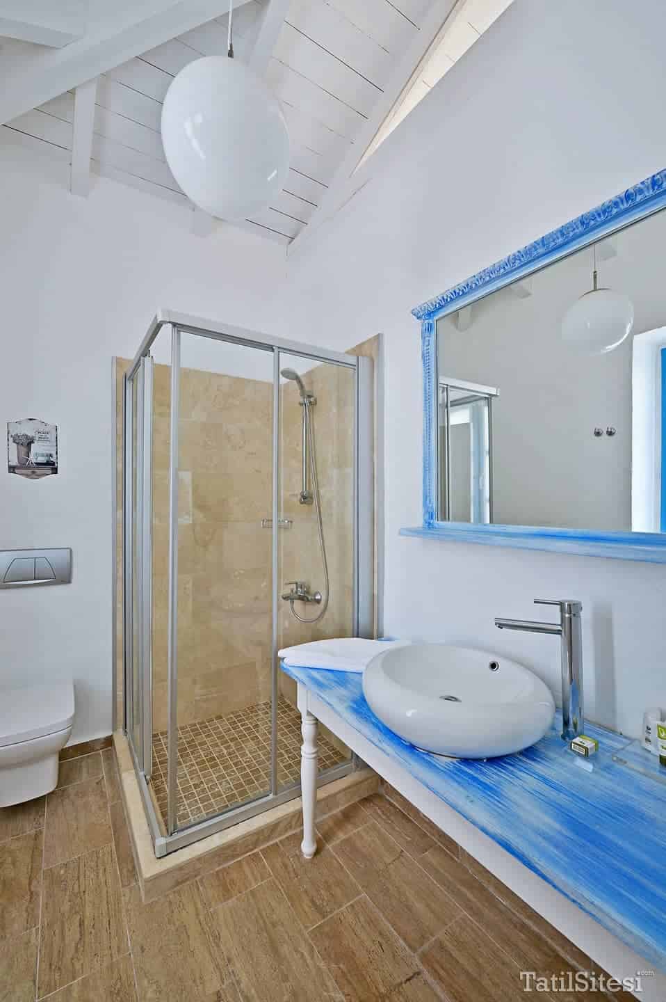 Bay C Boutique Hotel